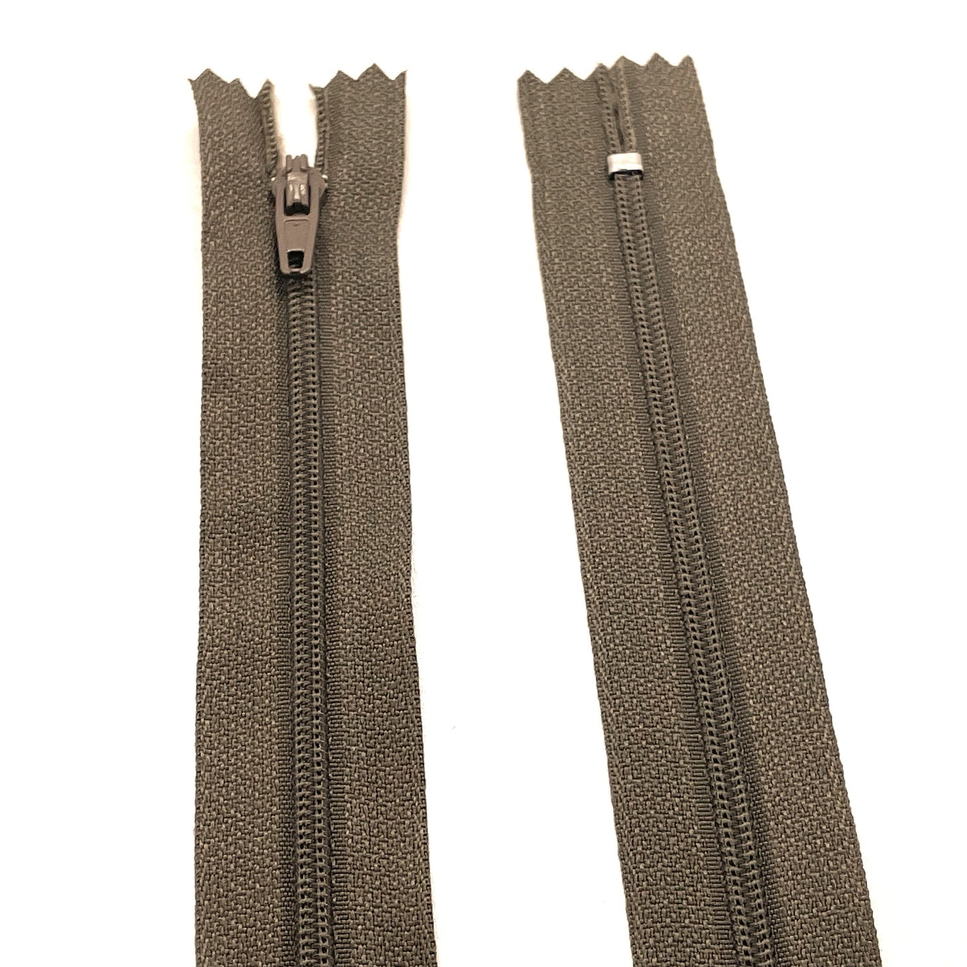 Photo of olive brown nylon zips available in 25 colors and 5 sizes. Excellent quality zippers for craft and dressmaking purposes. Perfect for dresses, skirts, trousers, bags, purses, cushions, and numerous other projects. So many possibilities, so little time!