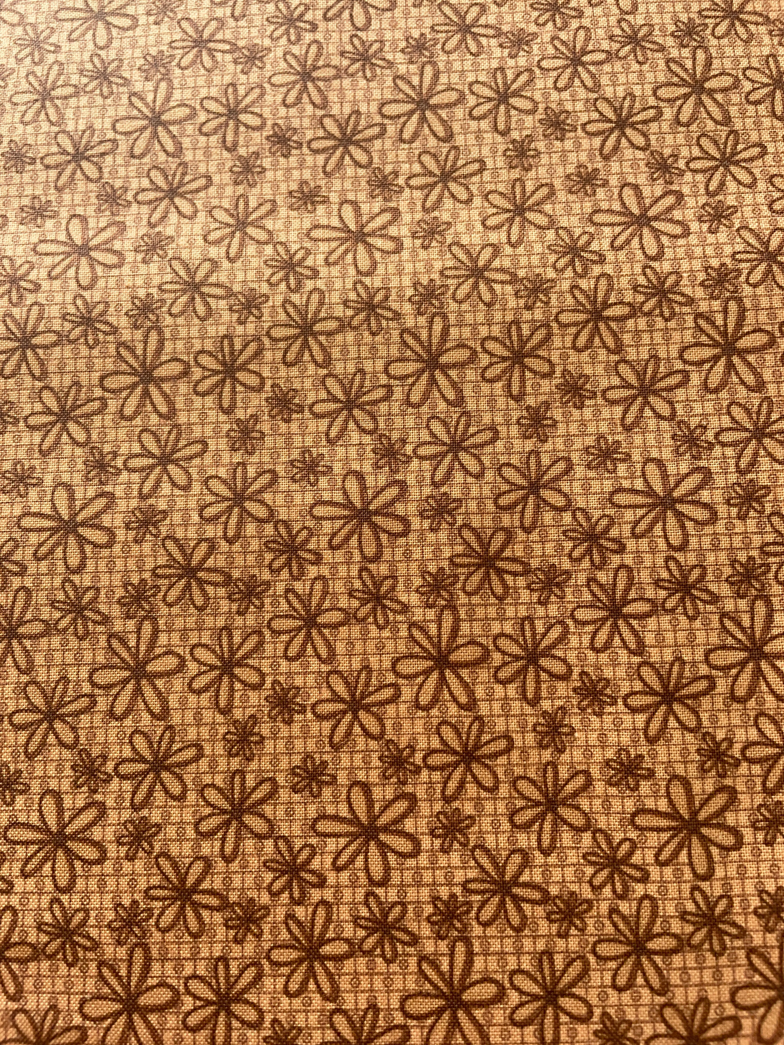 Red Rooster Quilting Cotton Fabric – Brown Beige Daisy Basically Hugs 25043