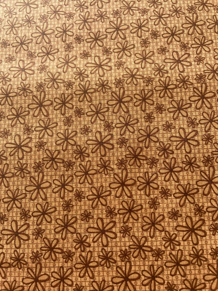 Red Rooster Quilting Cotton Fabric – Brown Beige Daisy Basically Hugs 25043