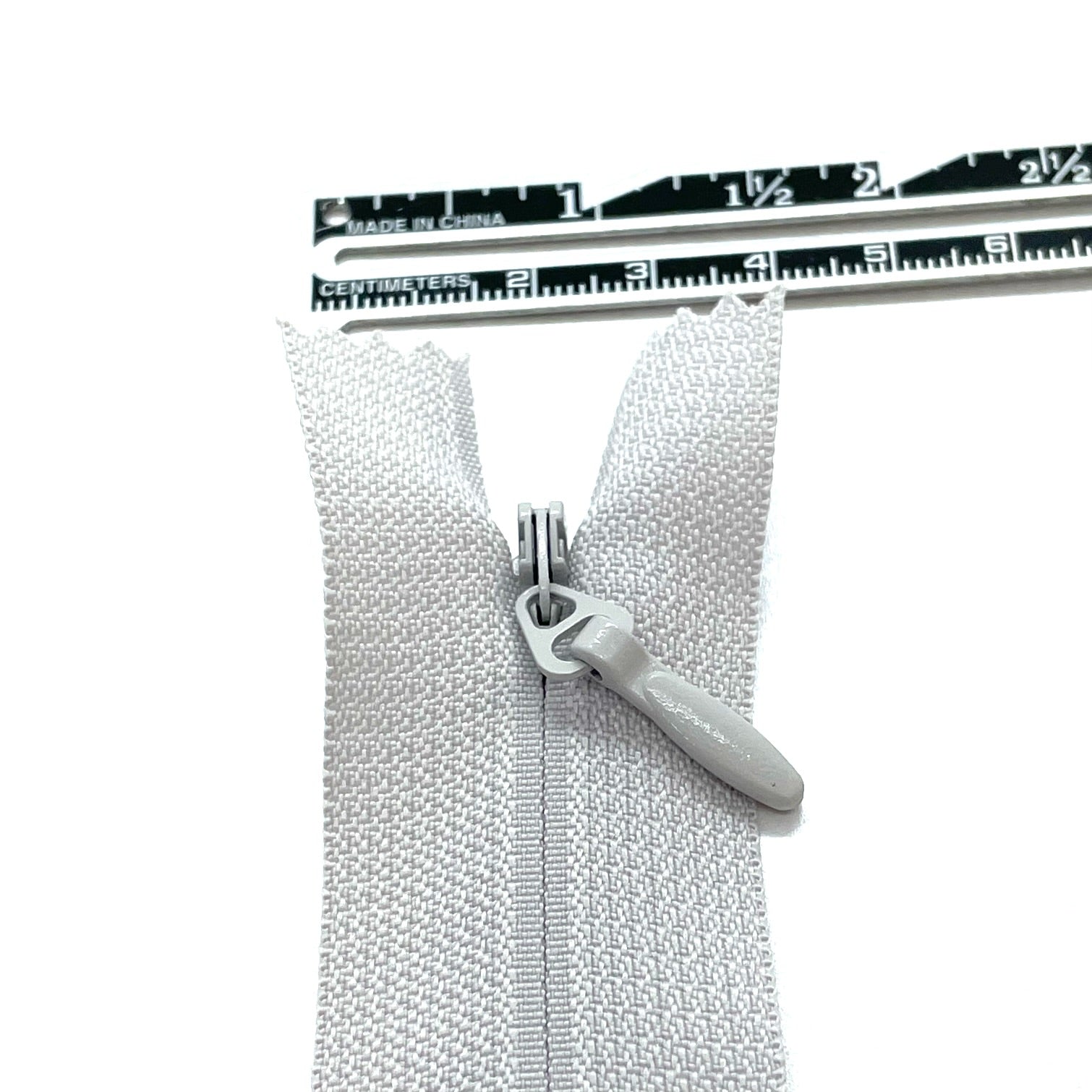 Light grey invisible zipper in the heavy duty no 5 range