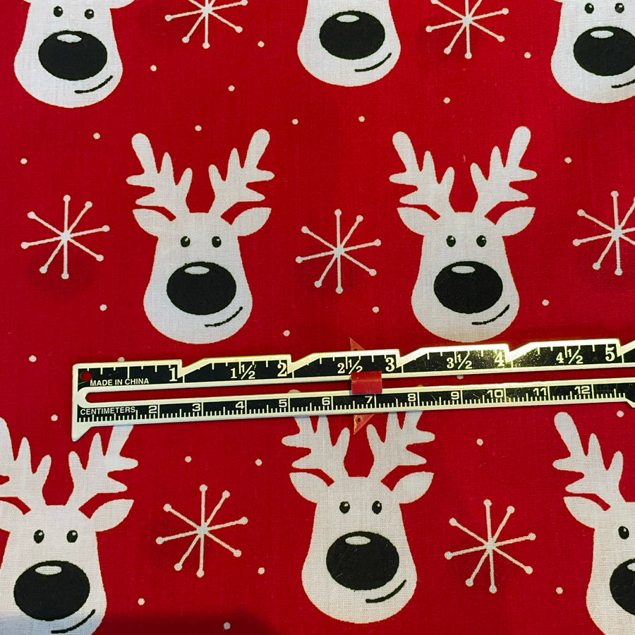 Red Reindeer Christmas Polycotton Fabric – 110 cm Wide
