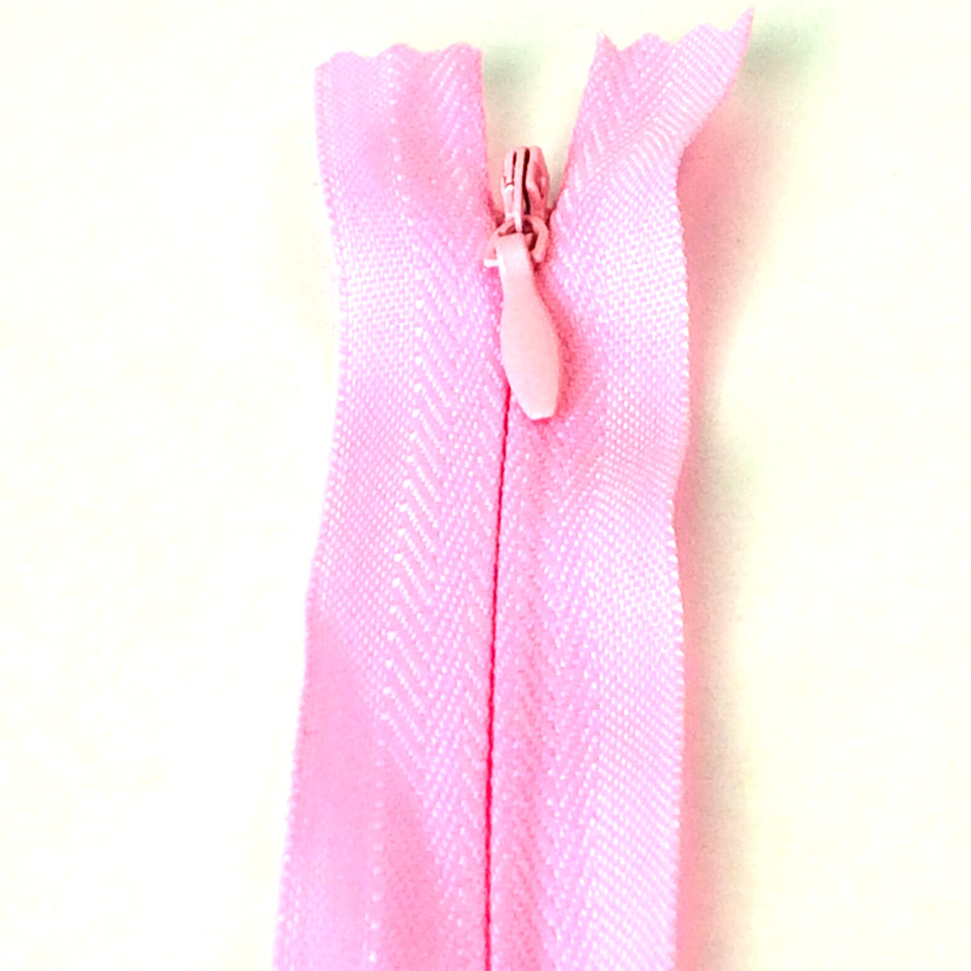 Invisible / Concealed Zippers  - Light Pink