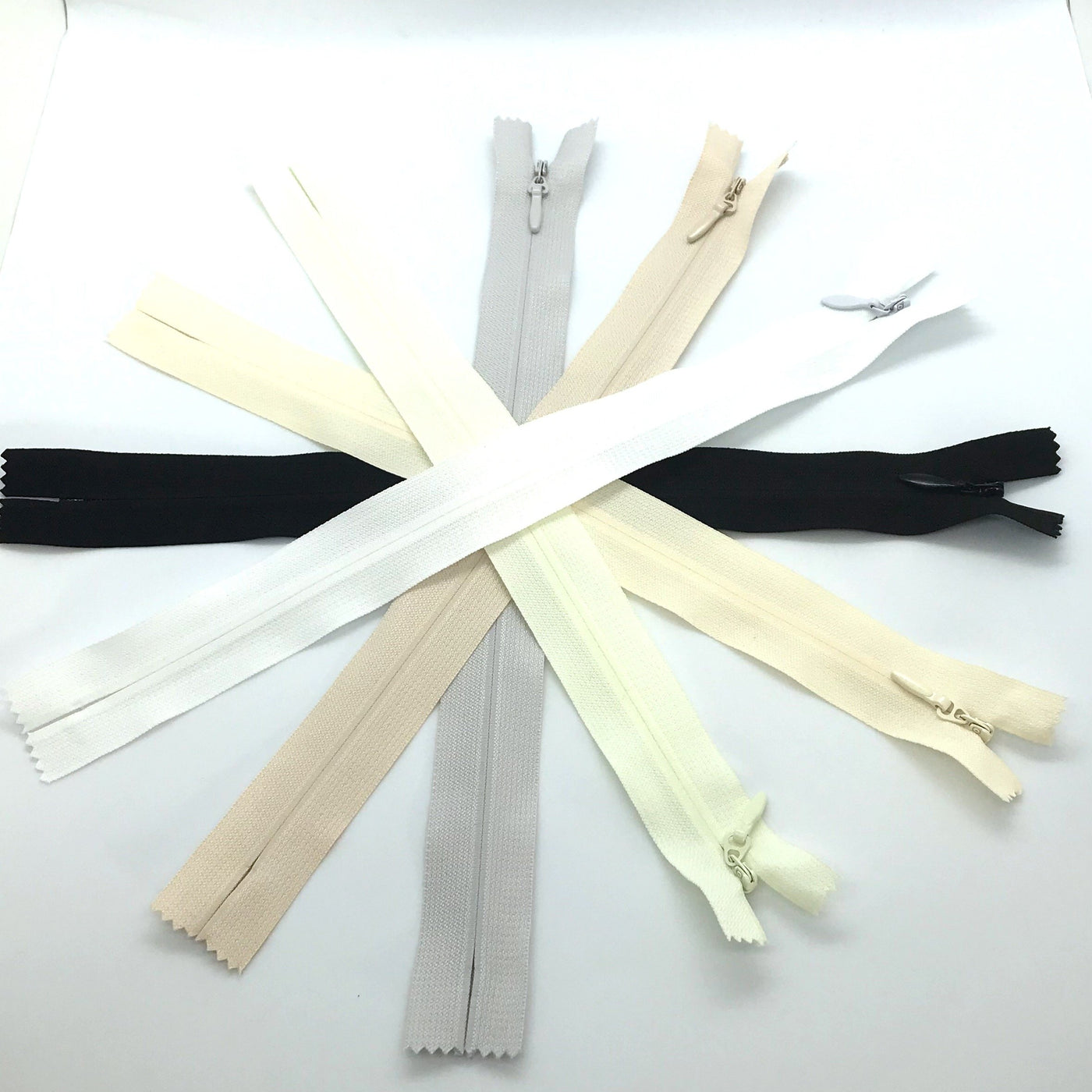 Various colours of #5 invisible zippers concealed heavy duty