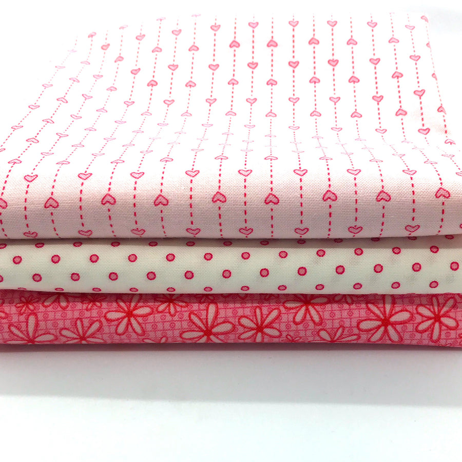 Pink fat quarter bundle from the basically hugs collection by Red Rooster
