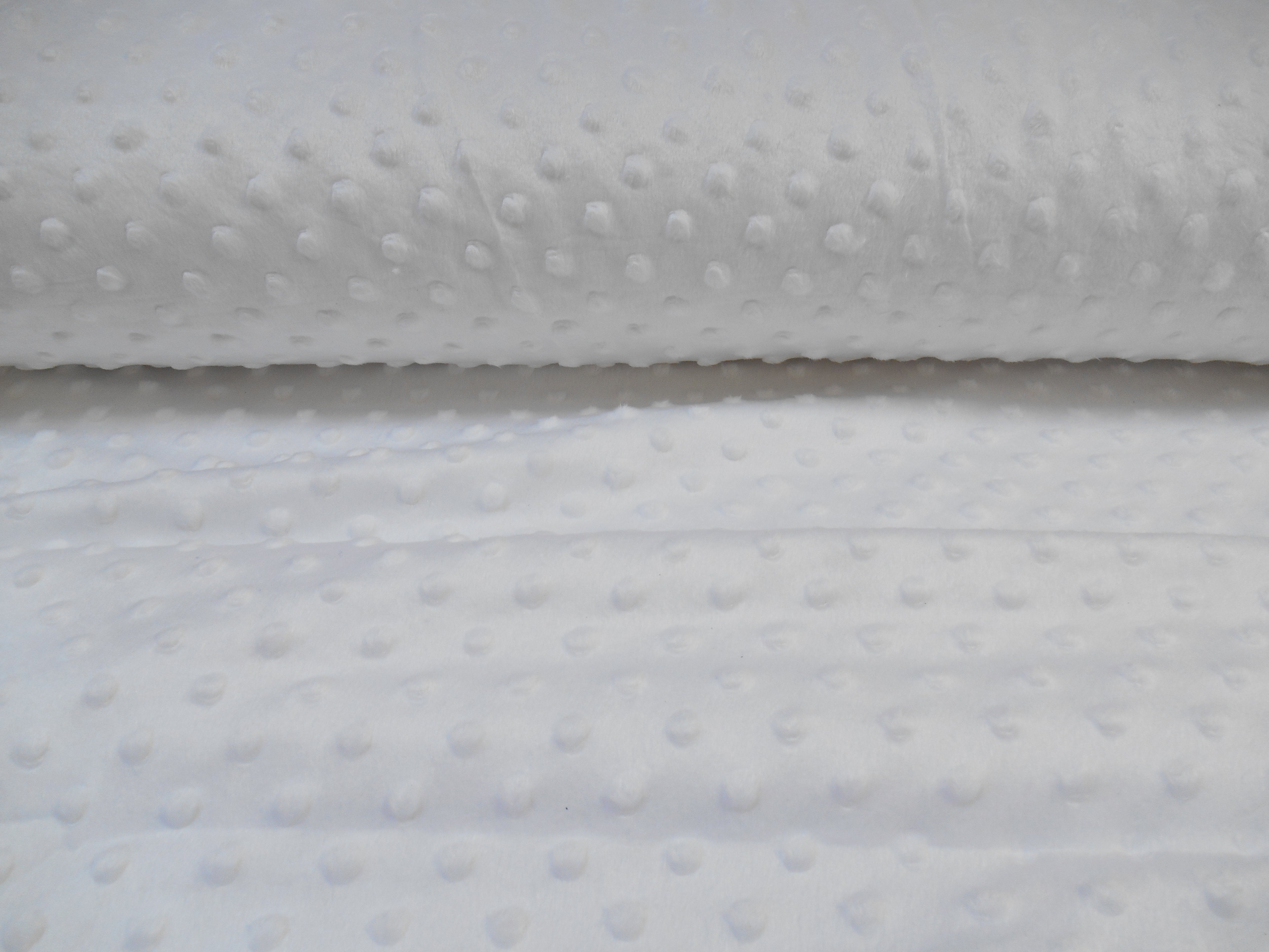 Off Cuts | White Dimple Fleece Fabric