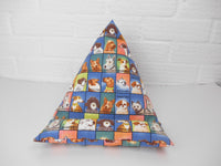 ipad or tablet bean bag holder with lots and lots of dogs